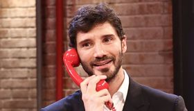 Affari Tuoi non va in onda stasera 6 marzo: il motivo del nuovo stop di De Martino