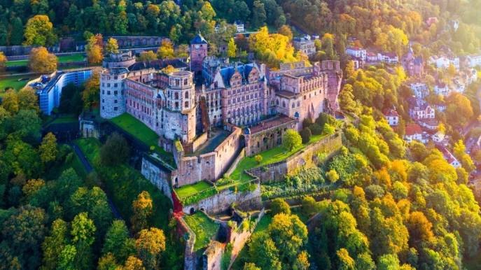 Castello di Heidelberg, tra architettura tedesca, giardini meravigliosi e vista mozzafiato
