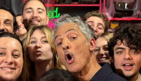 Fiorello a La Pennicanza commuove. Ma poi Sal Da Vinci (falso) sbotta