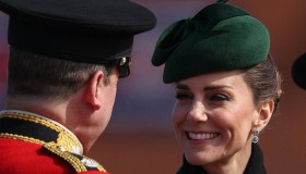 Kate Middleton, per San Patrizio indossa la “divisa” verde da Colonnello e incanta