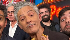 Fiorello a La Pennicanza smonta il Grande Fratello Vip: “Aspettate le docce”