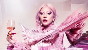 Lady Gaga compie gli anni, 40 anni di trasformazioni: da American Horror Story a House of Gucci