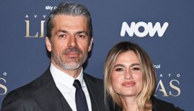Luca Argentero insieme alla moglie nella nuova serie Sky: “Ci siamo innamorati sul set”