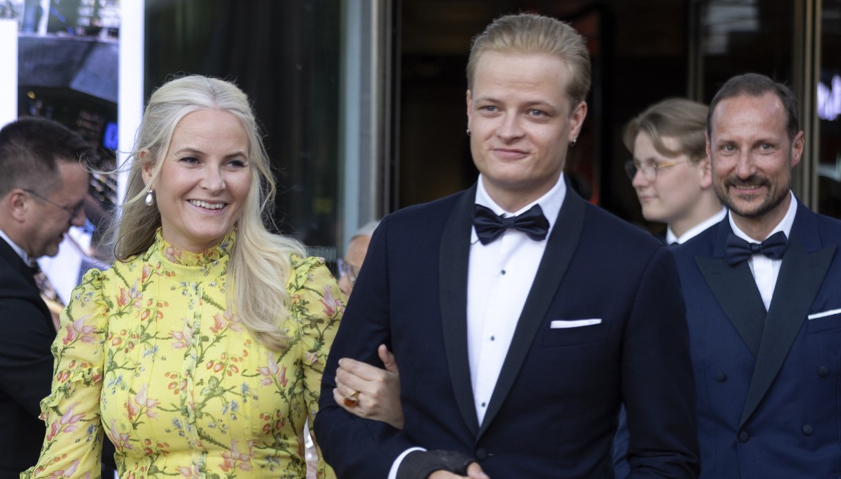 La Principessa Mette-Marit con il figlio Marius Borg H&oslash;iby
