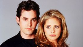 Nicholas Brendon, il toccante messaggio di Sarah Michelle Gellar: “So che sei in pace”