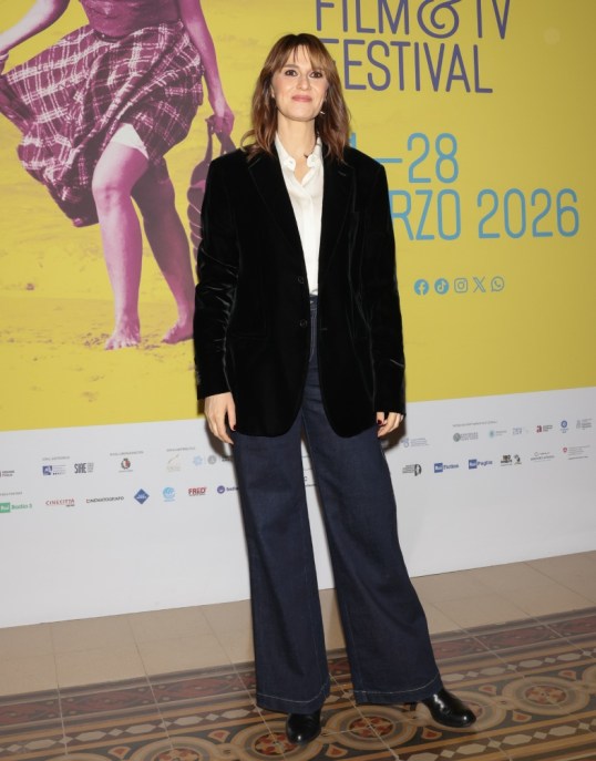 Elena Sofia Ricci e Paola Cortellesi, look da red carpet a confronto al Bari Film&Tv Festival 2026