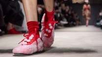 Svelate le sneakers definitive della primavera/estate 2026, i 4 modelli che ci accompagneranno ogni giorno