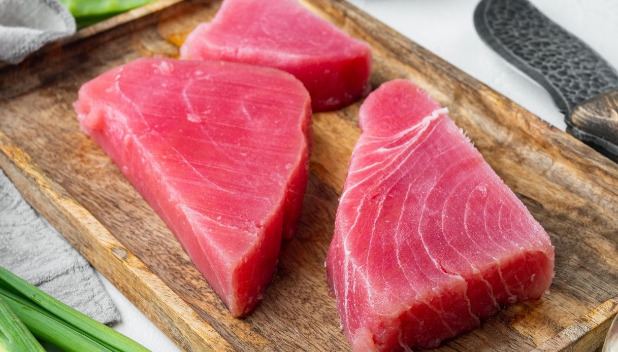 Tonno richiamato per istamina: il lotto e il marchio interessato