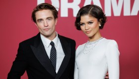 Amici, Zendaya e Robert Pattinson al Serale: Maria De Filippi sfida Canzonissima