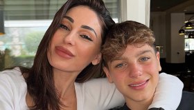 Anna Tatangelo celebra i 16 anni del figlio Andrea: “Sarai sempre il mio bambino”