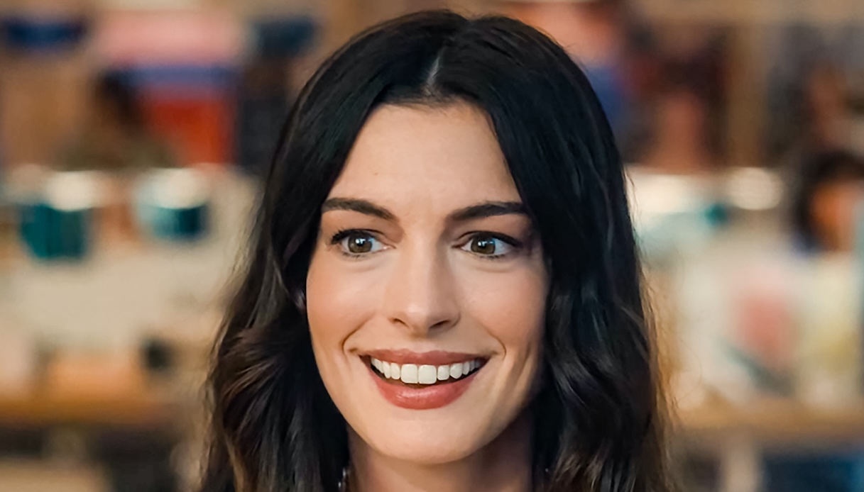 Anne Hathaway all’ONU, il completo scelto è firmato da un grande nome della moda italiana