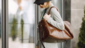 Le borse da viaggio più cool per un weekend fuori porta o da sfruttare come city-bag. 14 modelli su cui puntare