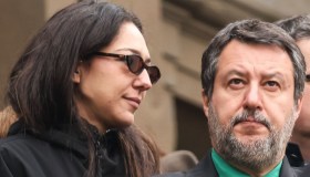 Francesca Verdini, il gesto solo per il compagno Matteo Salvini al funerale di Bossi