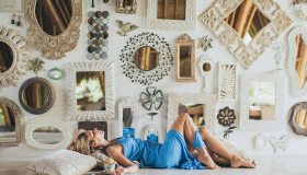 Arredare con gli specchi per far sembrare più ampia tutta la casa oggi