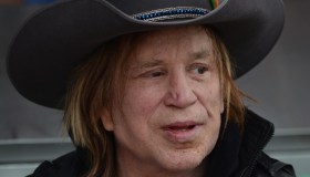 Mickey Rourke sfrattato dalla sua casa di Los Angeles: la decisione del tribunale