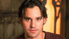 Addio a Nicholas Brendon, l’attore di Buffy. L’annuncio della famiglia e le cause della morte