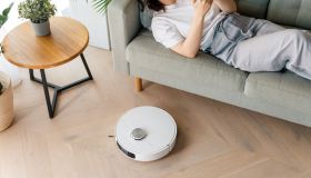 Su Amazon c’è il 70% sul robot intelligente che lava e aspira