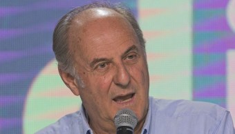 La Ruota della Fortuna, non è mai successo prima. Gerry Scotti: "Sono mesi che li minaccio"