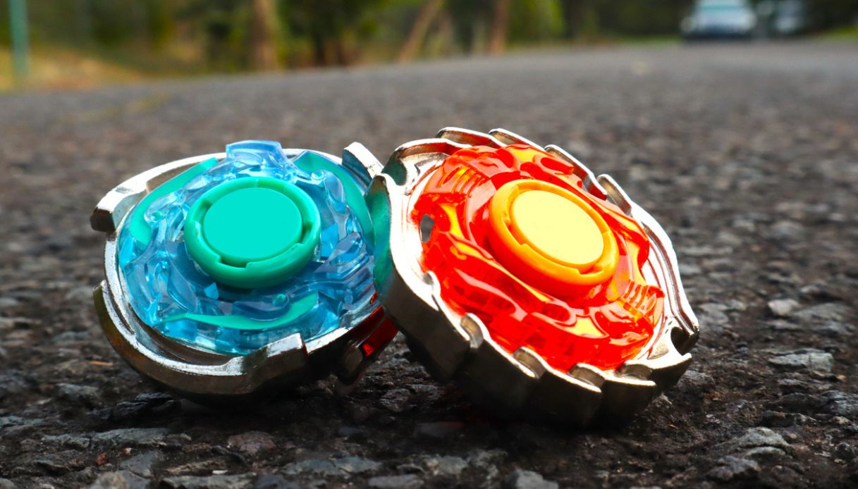 beyblade, trottole