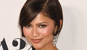 Zendaya ricicla l’abito degli Oscar (ed è sempre più sposa): come è cambiata