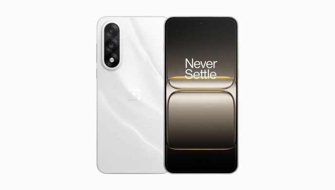 OnePlus Nord 5 bianco con finitura marmorizzata e il motto "Never Settle" sullo schermo.