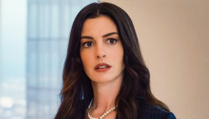 Il Diavolo Veste Prada 2, svelati gli imprescindibili beauty essentials di Andy Sachs, Miranda Priestly ed Emily Charlton