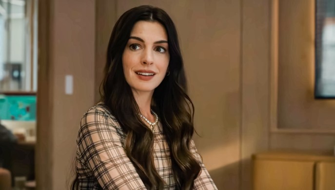 La collana di perle &egrave; ancora il gioiello pi&ugrave; chic di tutti, parola di Andy Sachs: indossala come Anne Hathaway ne "Il diavolo veste Prada 2"