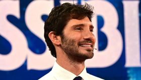 Stasera tutto è possibile, anticipazioni del 15 aprile: gli ospiti dell’ultima puntata