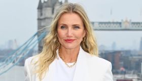 Cameron Diaz e l’hair trend che ringiovanisce. Ecco le onde anti-age over 50 scelte anche da Nicole Kidman e Meg Ryan