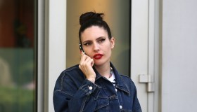 Ditonellapiaga, il look double denim a Milano che è perfetto per la primavera 2026