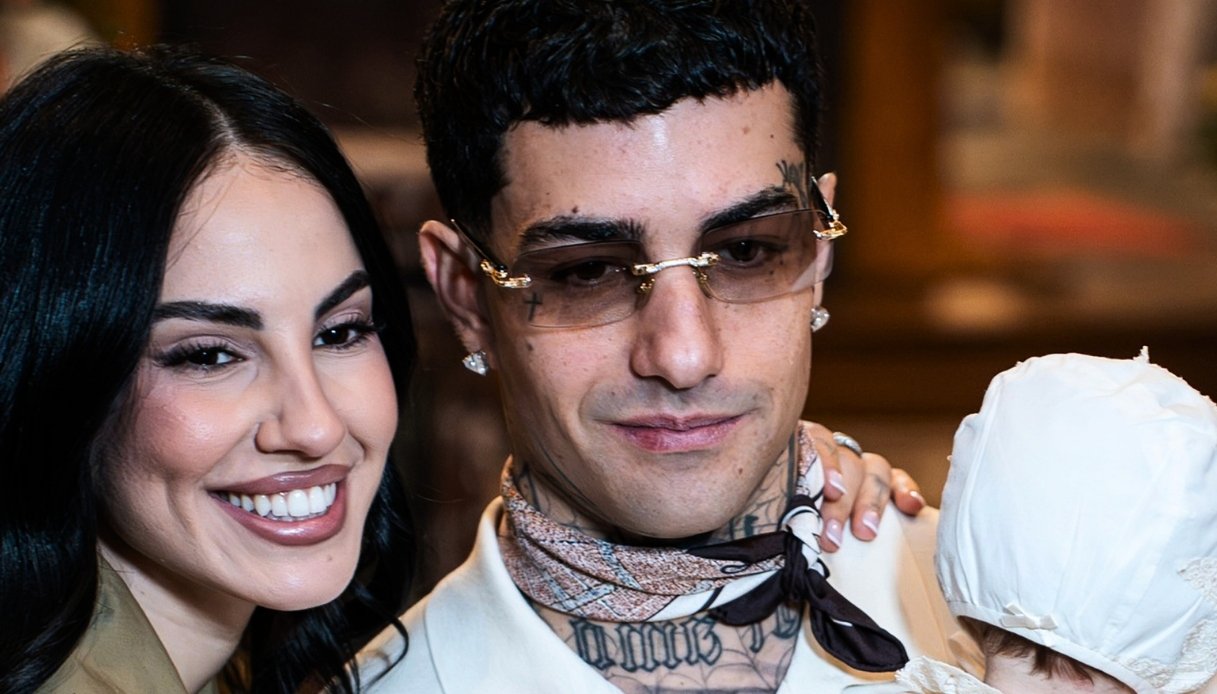 Giulia De Lellis, il vestito per il Battesimo della figlia Priscilla fa discutere