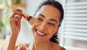 Il siero fondotinta è tutto ciò di cui avrai bisogno per la prossima primavera: 10 prodotti da comprare ora