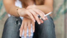 Salute degli italiani a rischio, la mappa dei pericoli: alcol, e-cig e sedentarietà
