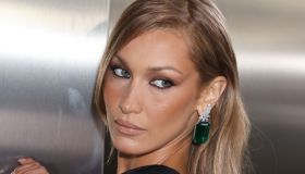 La lacca che solleva le radici è il segreto per capelli vaporosi (e le star la usano già)