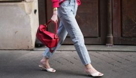 Levi’s 501, i jeans che hanno fanno la storia stanno invadendo le strade (di nuovo). E ti svelo perché dovresti comprarli anche tu adesso