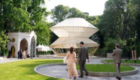 Milano Design Week 2026, sbocciano gli albicocchi a Palazzo Citterio