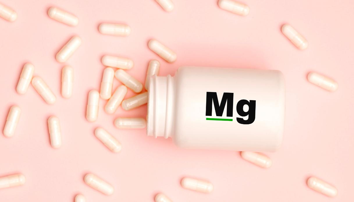 Magnesio supremo, il super integratore del mese. 5 modi per usarlo secondo l’esperto e quando assumerlo