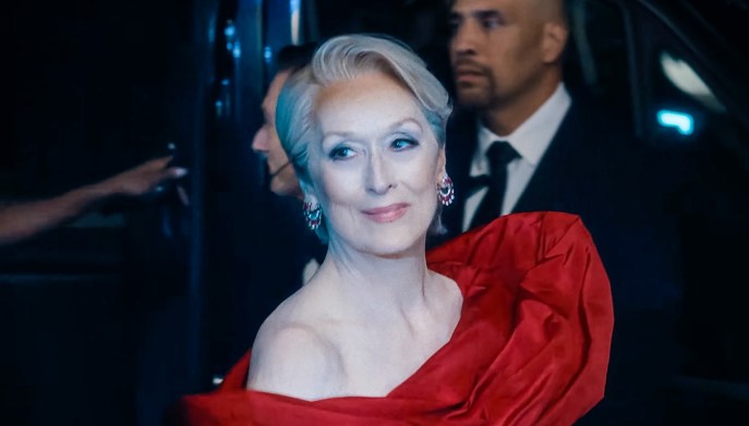Il Diavolo Veste Prada 2, svelati gli imprescindibili beauty essentials di Andy Sachs, Miranda Priestly ed Emily Charlton