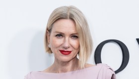 Naomi Watts, color block o mix and match? I look di tendenza a New York