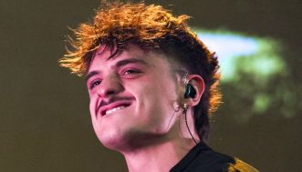 La figlia di Amadeus, risate e un caffè insieme: “Coppia a sorpresa”