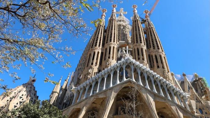 Sagrada Familia, la storia della chiesa di Gaudí che diventa la più alta al mondo