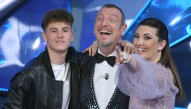 Amadeus, il figlio José Sebastiani debutta come cantante