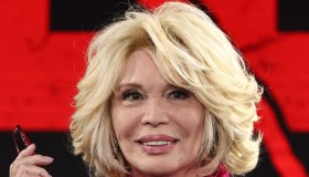 Amanda Lear ieri e oggi: come è cambiata negli anni