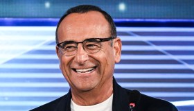 Dalla strada al palco, le pagelle della seconda puntata: Carlo Conti ventriloquo (7), Nino Frassica strepitoso (9)