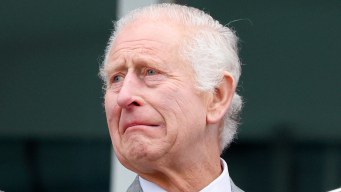 Re Carlo ne è terrorizzato: non sopporta di stare nella stessa stanza con loro