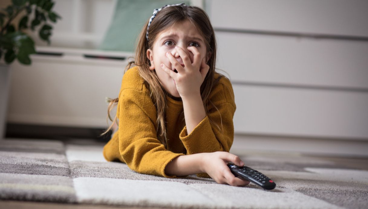 bambini e telegiornale