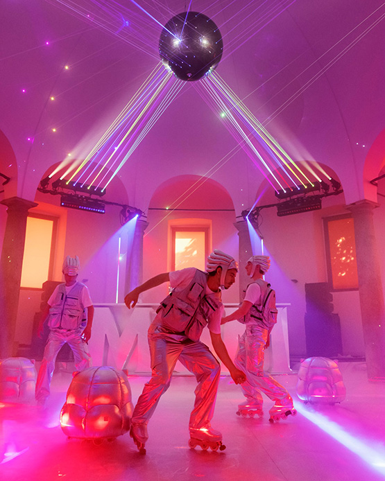 Installazione Disco on Mars di MCM e Atelier Biagetti alla Rotonda del Pellegrini, Milano Design Week 2026