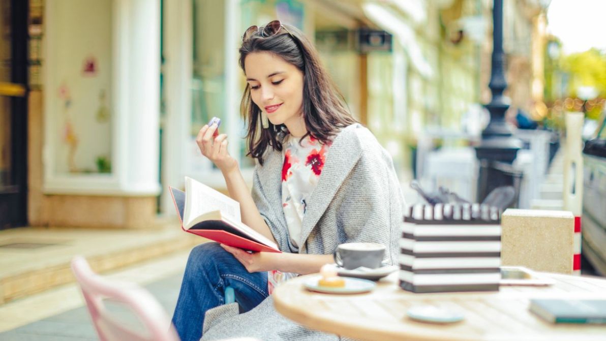 Il maggio dei libri: i titoli imperdibili da tenere sempre in borsa o nel tuo Kindle