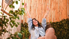 Low-pressure girl: la nostra risposta all’hustle culture