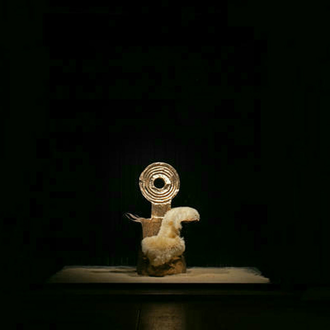 scultura Margarita di Roberto Matta edizione limitata in bronzo esposta da Paradisoterrestre a Salone Raritas al Salone del Mobile 2026